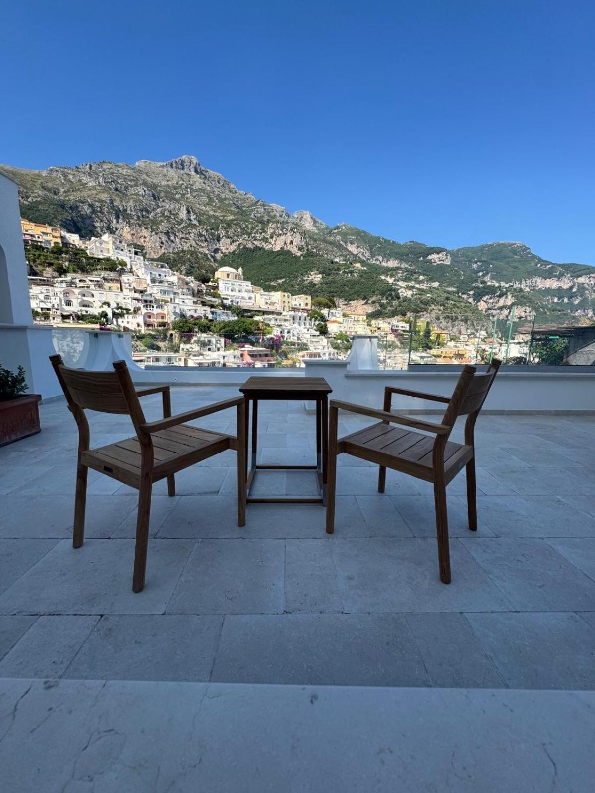 Posa Posa Positano
